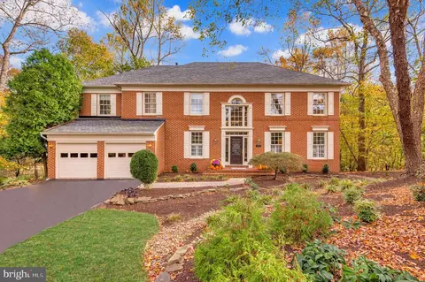 14003 Tarn Hill Dr, Clifton, VA 20124