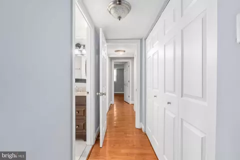 7096 Spring Garden Dr #TL1, Springfield, VA 22150 photo 10