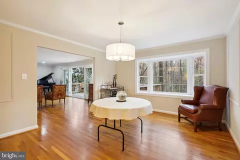 12142 Stirrup Rd, Reston, VA 20191 photo 9