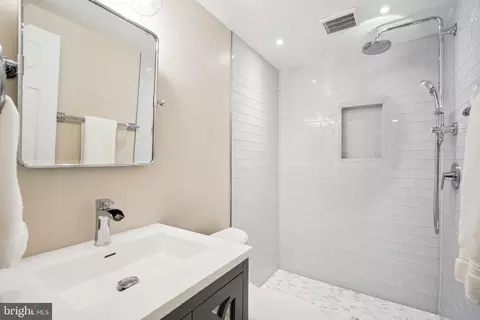 12142 Stirrup Rd, Reston, VA 20191 photo 28