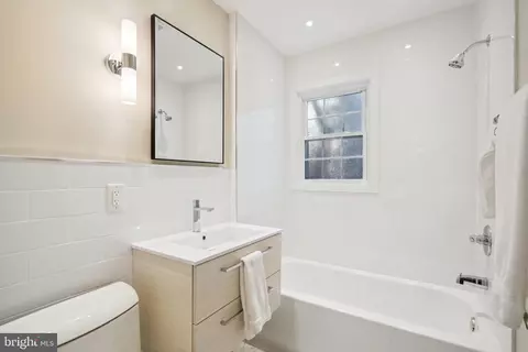 12142 Stirrup Rd, Reston, VA 20191 photo 24