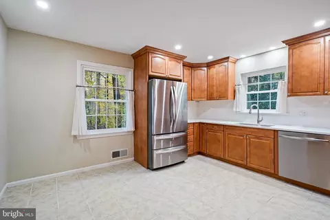 12142 Stirrup Rd, Reston, VA 20191 photo 13