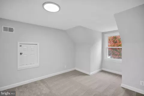 7805 Hooes Rd, Springfield, VA 22152 photo 26
