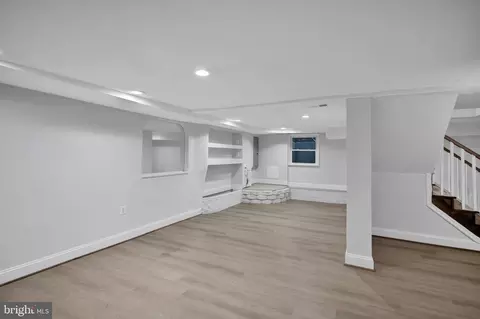 7805 Hooes Rd, Springfield, VA 22152 photo 36