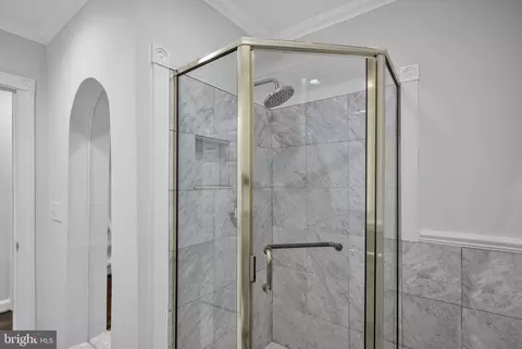 7805 Hooes Rd, Springfield, VA 22152 photo 19