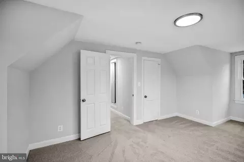 7805 Hooes Rd, Springfield, VA 22152 photo 29