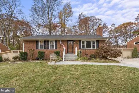 7629 Mendota Pl, Springfield, VA 22150