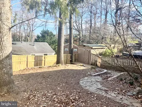 6723 Deland Dr, Springfield, VA 22152 photo 10