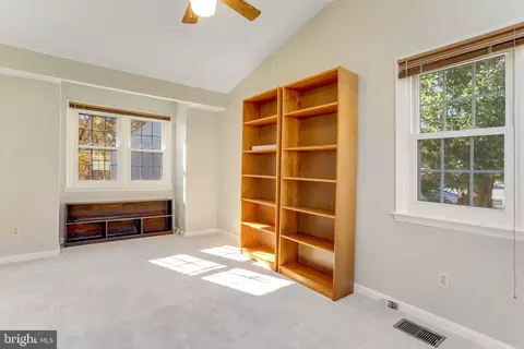 8103 Viola St, Springfield, VA 22152 photo 38