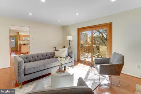 8103 Viola St, Springfield, VA 22152 photo 33