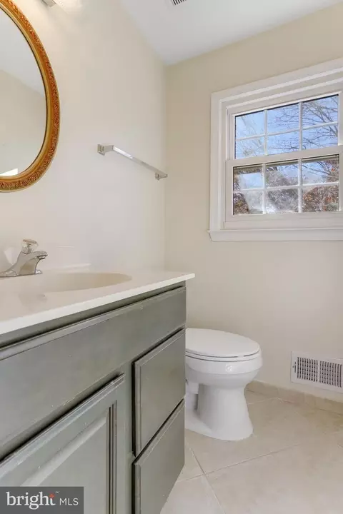 8103 Viola St, Springfield, VA 22152 photo 91