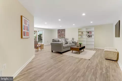 8103 Viola St, Springfield, VA 22152 photo 72