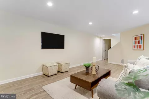 8103 Viola St, Springfield, VA 22152 photo 77