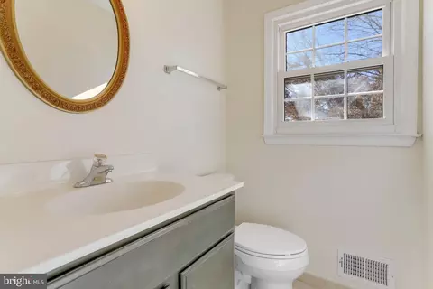 8103 Viola St, Springfield, VA 22152 photo 90