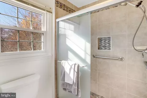8103 Viola St, Springfield, VA 22152 photo 68