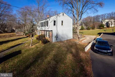 8342 Odricks Ln, Mclean, VA 22102 photo 13