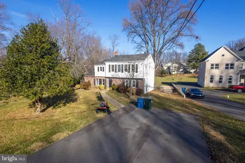 8342 Odricks Ln, Mclean, VA 22102 photo 12