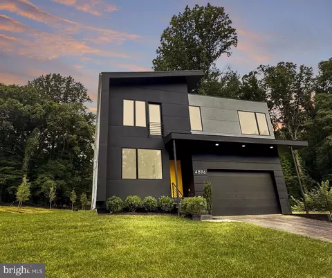 4896 Columbia Rd, Annandale, VA 22003