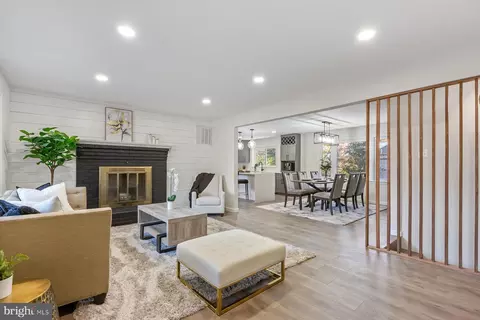 4438 Village Dr, Fairfax, VA 22030