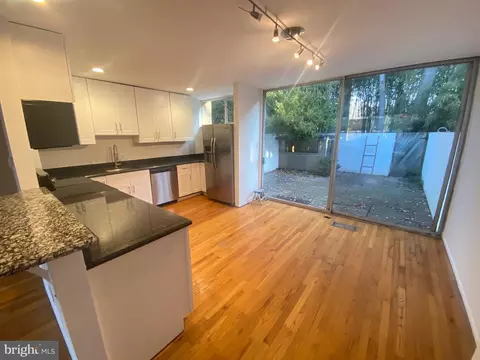 11506 Maple Ridge Rd, Reston, VA 20190 photo 19