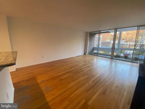 11506 Maple Ridge Rd, Reston, VA 20190 photo 17