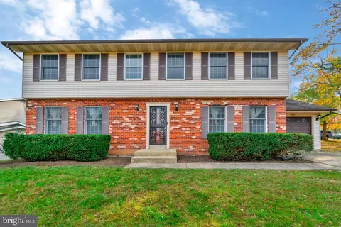 3410 Austin Ct, Alexandria, VA 22310
