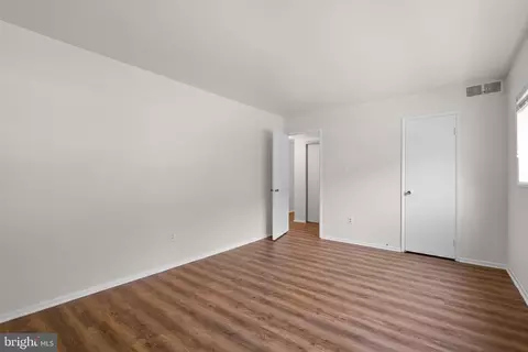 7823 Enola St #101, Mclean, VA 22102 photo 15