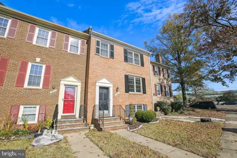 7002 Leebrad St, Springfield, VA 22151 photo 2
