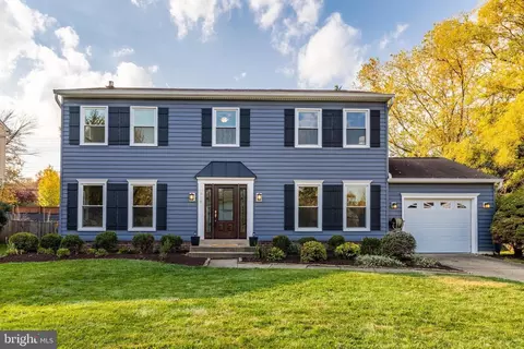 717 Jenny Ann Ct, Herndon, VA 20170