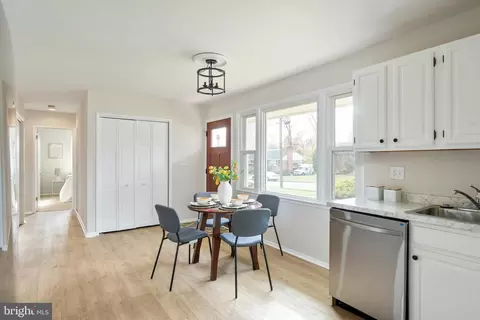 5331 Ravensworth Rd, Springfield, VA 22151 photo 7
