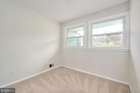 5331 Ravensworth Rd, Springfield, VA 22151 photo 19