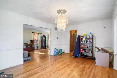 10700 Cross School Rd, Reston, VA 20191 photo 5
