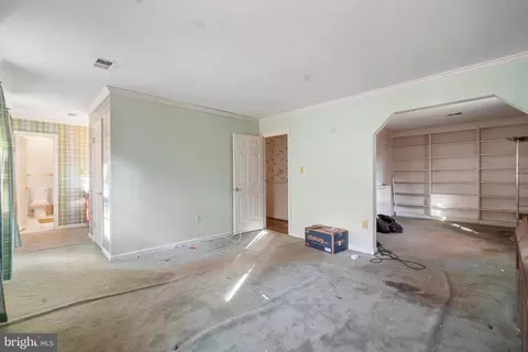 10700 Cross School Rd, Reston, VA 20191 photo 12