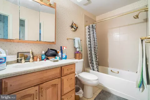 10700 Cross School Rd, Reston, VA 20191 photo 17