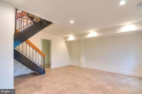 12127 Captiva Ct, Reston, VA 20191 photo 26