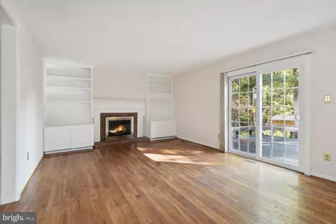 12621 Thunder Chase Dr, Reston, VA 20191 photo 8
