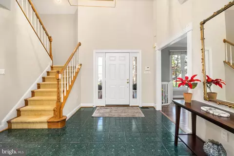 10101 Waterside Dr, Burke, VA 22015 photo 10