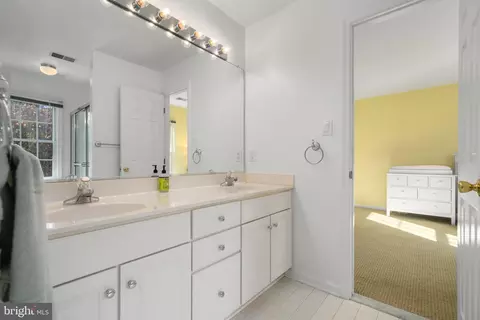 10101 Waterside Dr, Burke, VA 22015 photo 44
