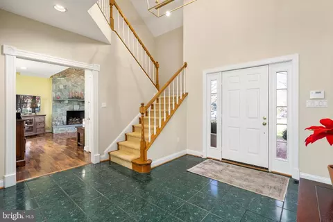 10101 Waterside Dr, Burke, VA 22015 photo 11