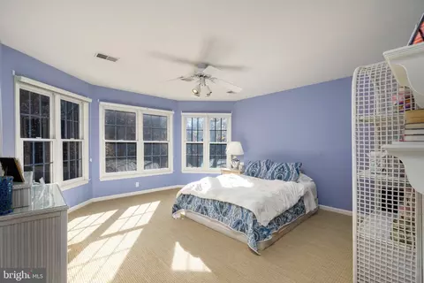 10101 Waterside Dr, Burke, VA 22015 photo 39