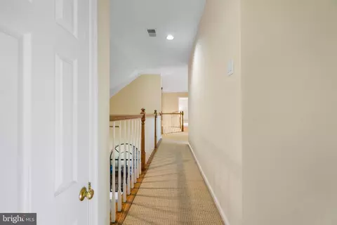 10101 Waterside Dr, Burke, VA 22015 photo 30