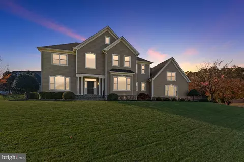 9895 Chapel Bridge Estates Dr, Fairfax Station, VA 22039