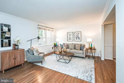 7354 Eldorado St, Mclean, VA 22102 photo 5