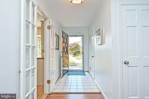 7354 Eldorado St, Mclean, VA 22102 photo 3