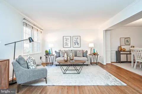 7354 Eldorado St, Mclean, VA 22102 photo 6