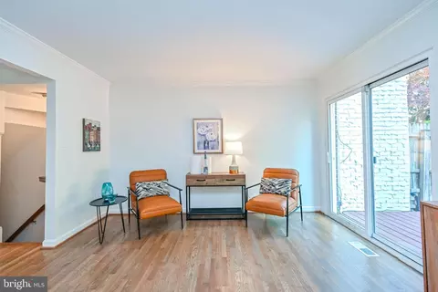 7354 Eldorado St, Mclean, VA 22102 photo 9