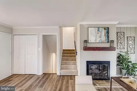 7002 Catlett St, Springfield, VA 22151 photo 9