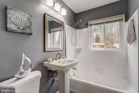 7002 Catlett St, Springfield, VA 22151 photo 26