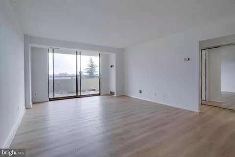 1800 Old Meadow Rd #511, Mclean, VA 22102 photo 14