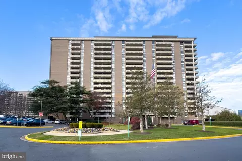 1800 Old Meadow Rd #511, Mclean, VA 22102 photo 27